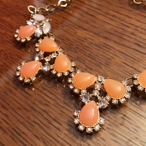 Statement necklace - Picture 2 of 3